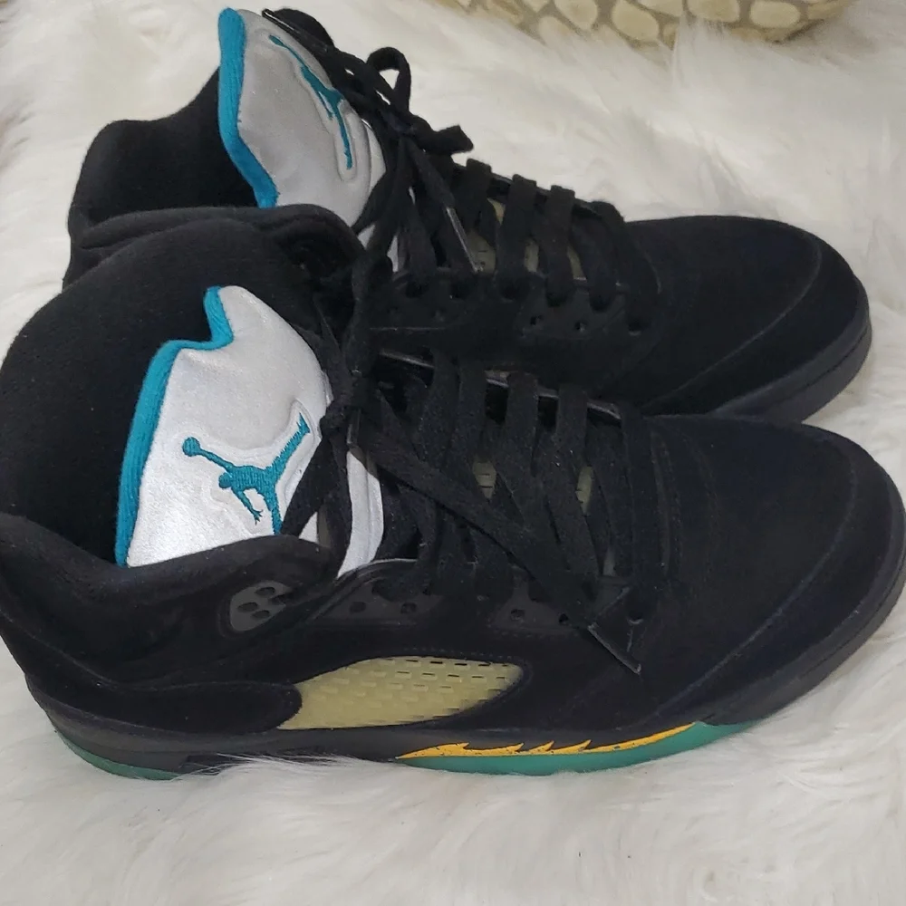 Jordan 5 Retro Aqua Sneakers - Black - Picture 2 of 16